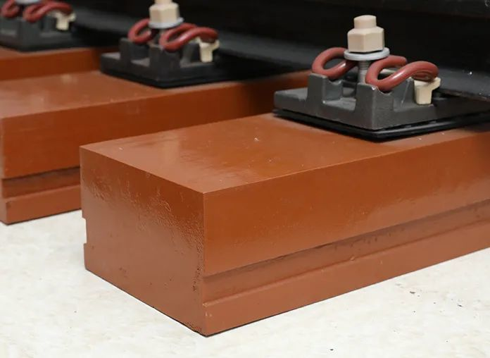 Advantages and Characteristics of FFU Synthetic Sleeper